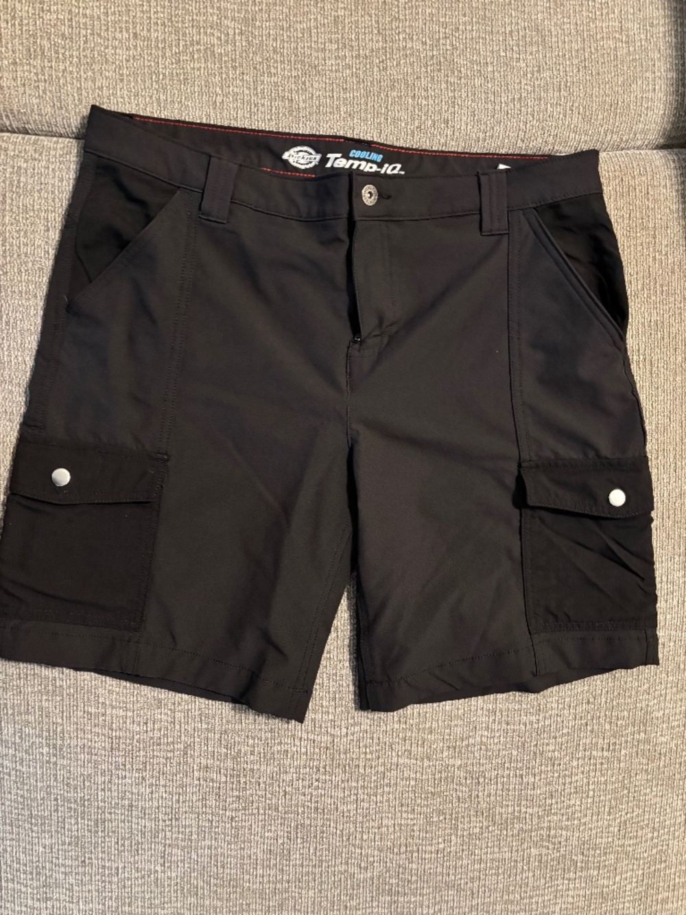 Work shorts temp.